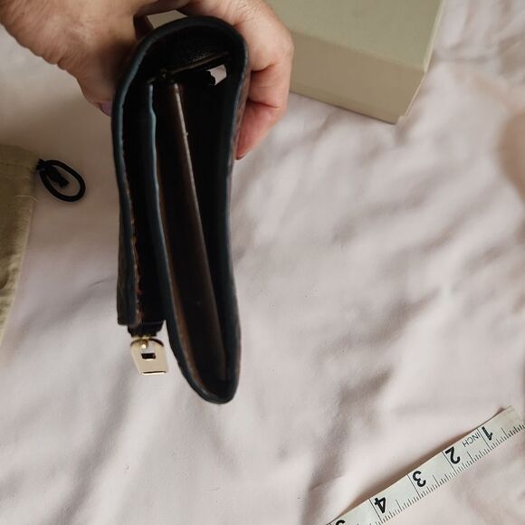 NWT, Burberry pebbled brown leather clutch - Picture 12 of 12